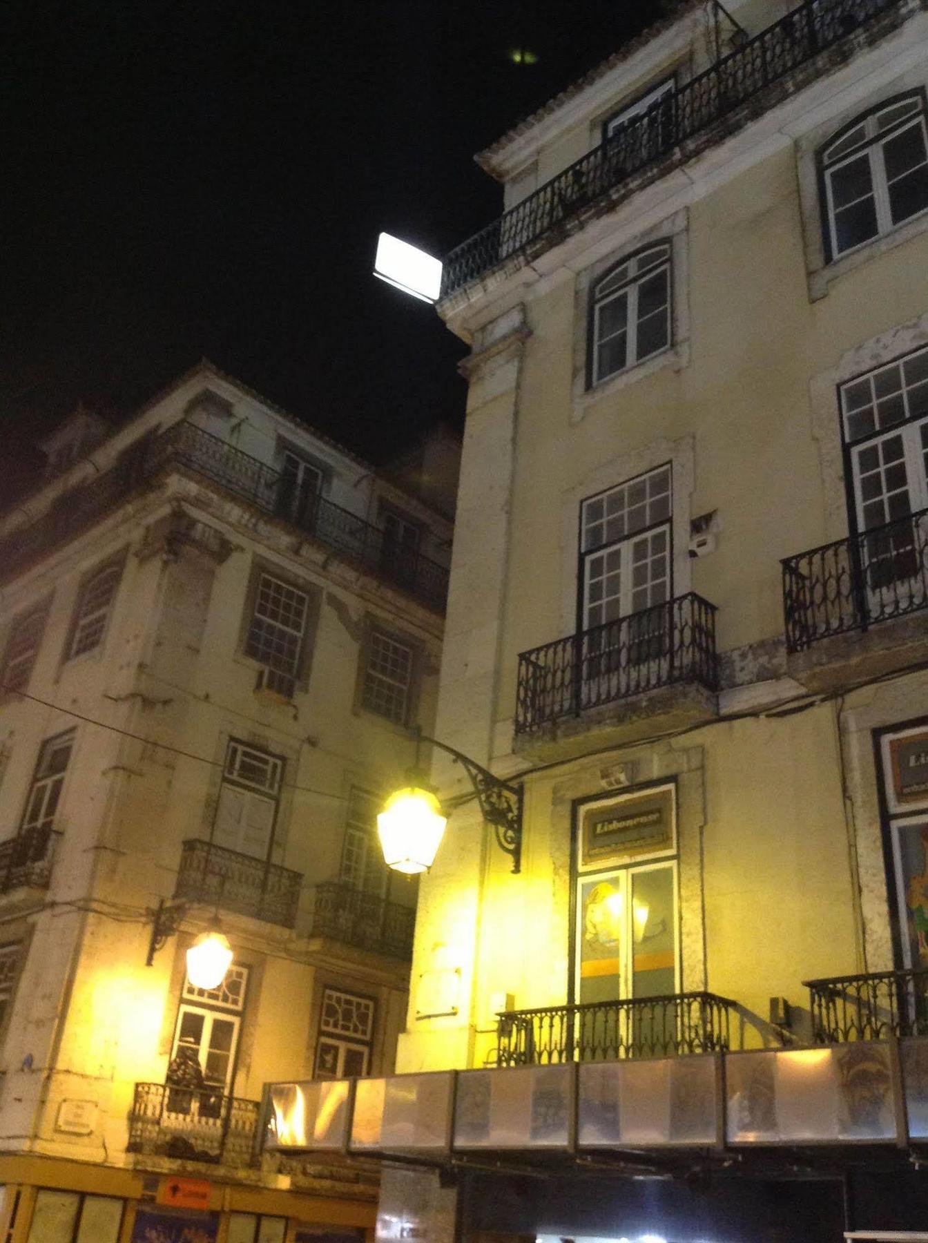 New Aljubarrota Guest House リスボン エクステリア 写真