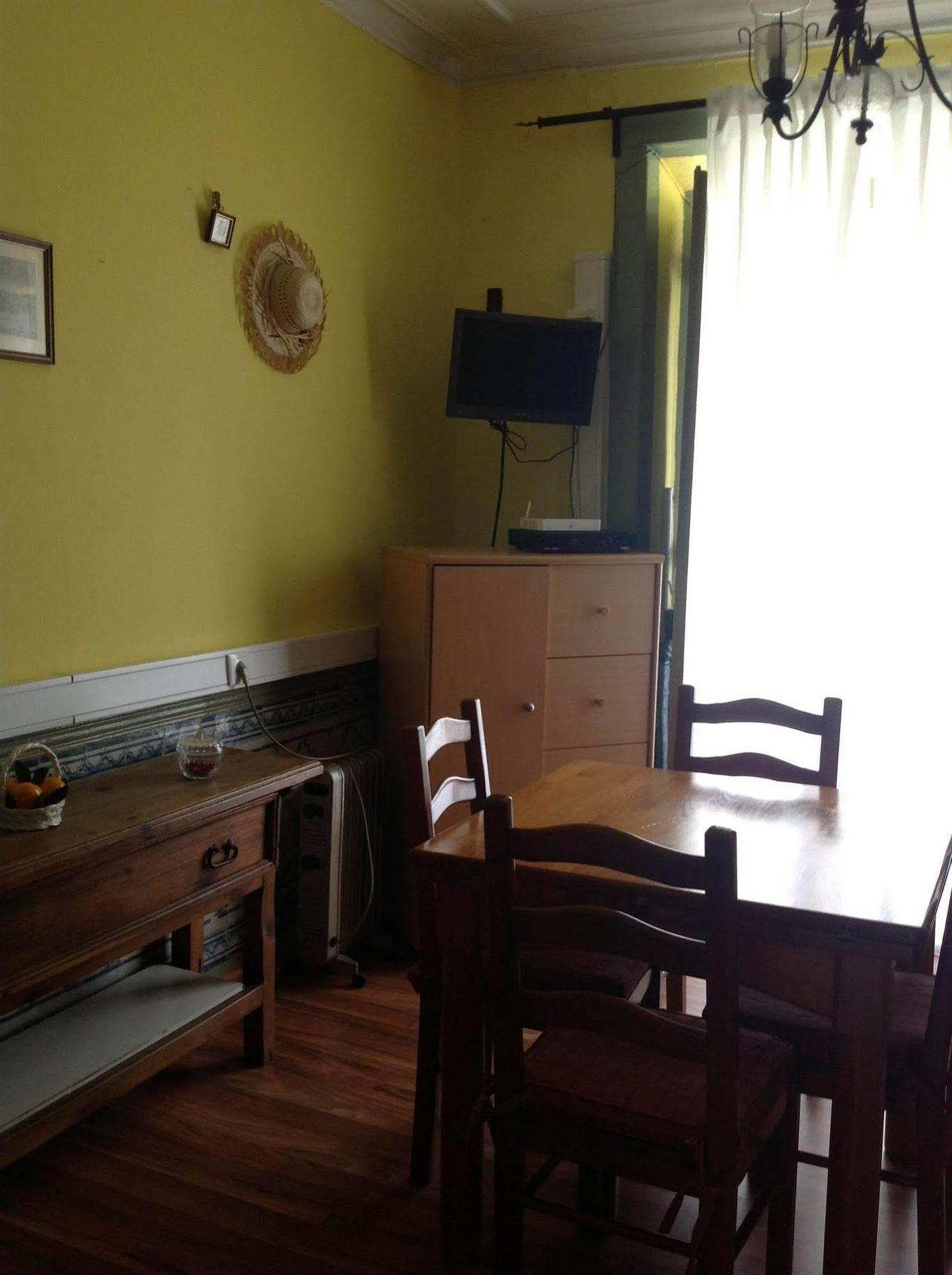 New Aljubarrota Guest House リスボン エクステリア 写真